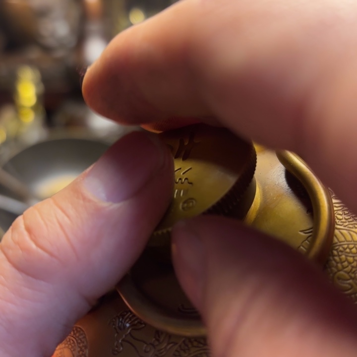 铜器摆件   点击下单