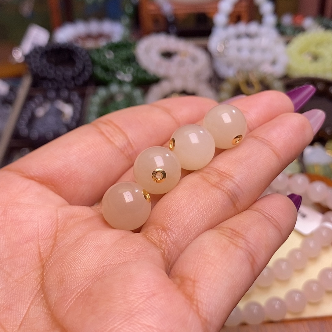 和田玉未镶嵌颈饰藕粉老熟料金镶路路通发一