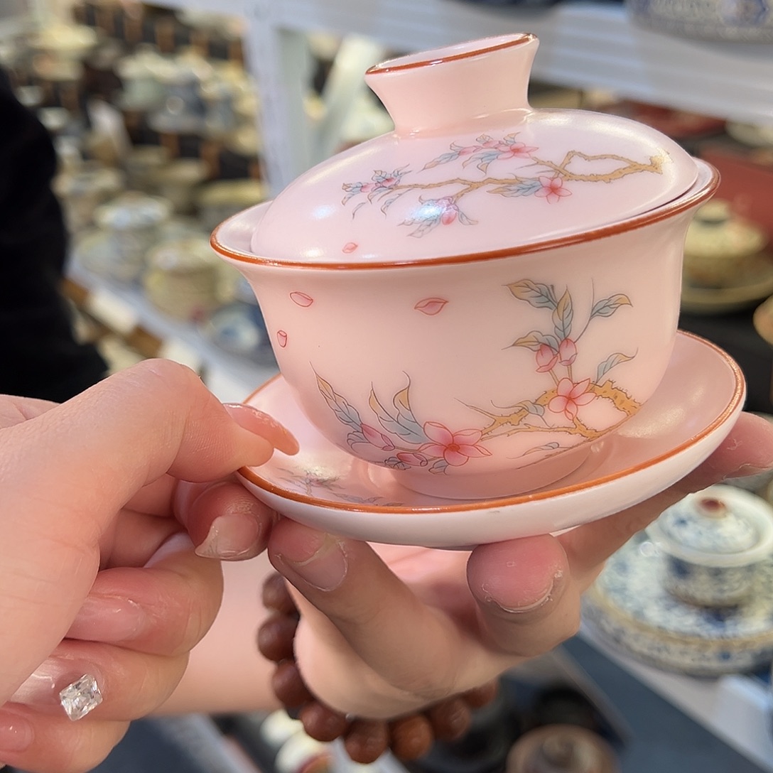 盖碗很漂亮我很喜欢