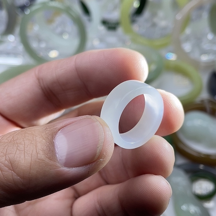 和田玉戒指未镶嵌16.7