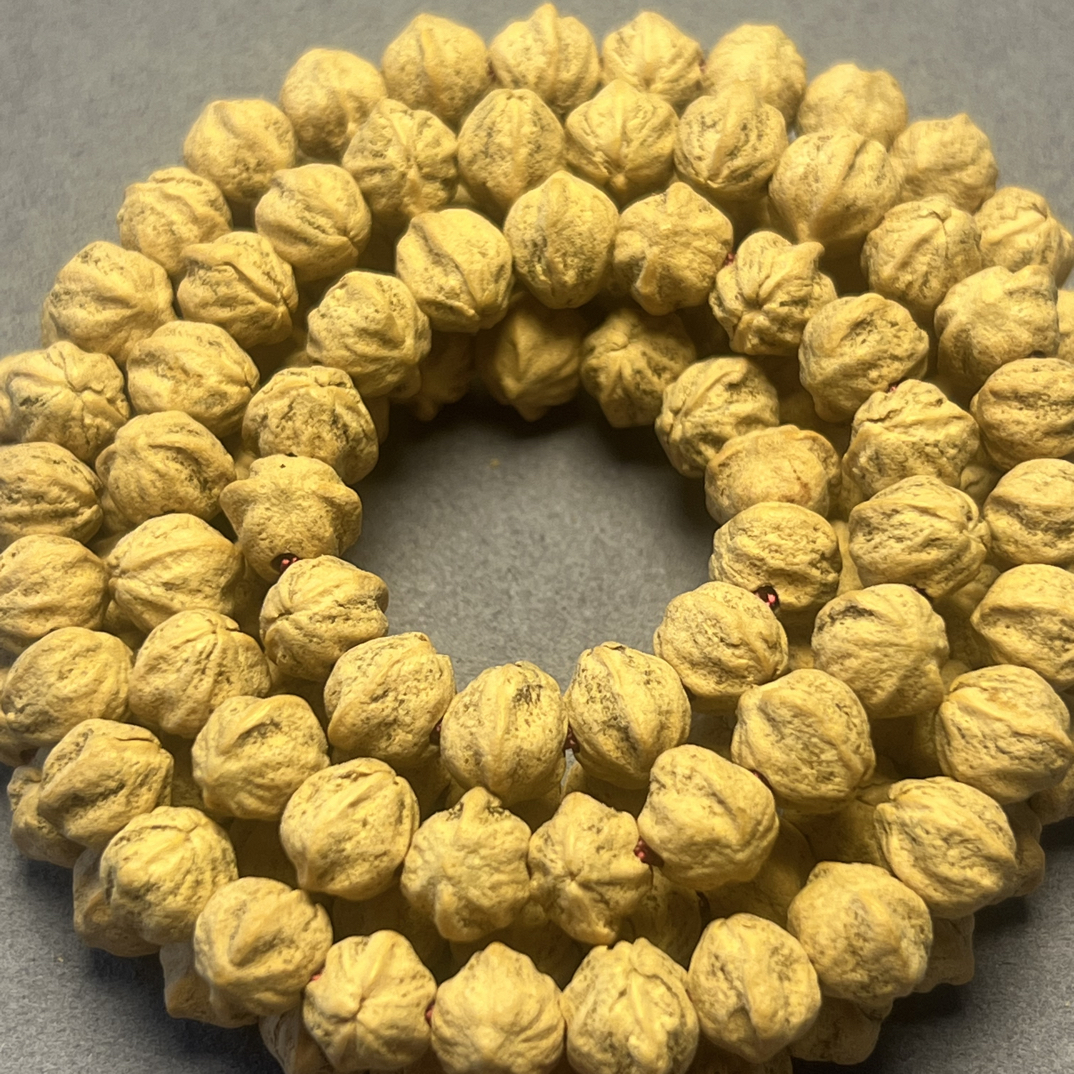 藏区柏香籽【吞金兽】白芽横打纯原桩108长串9mm左右