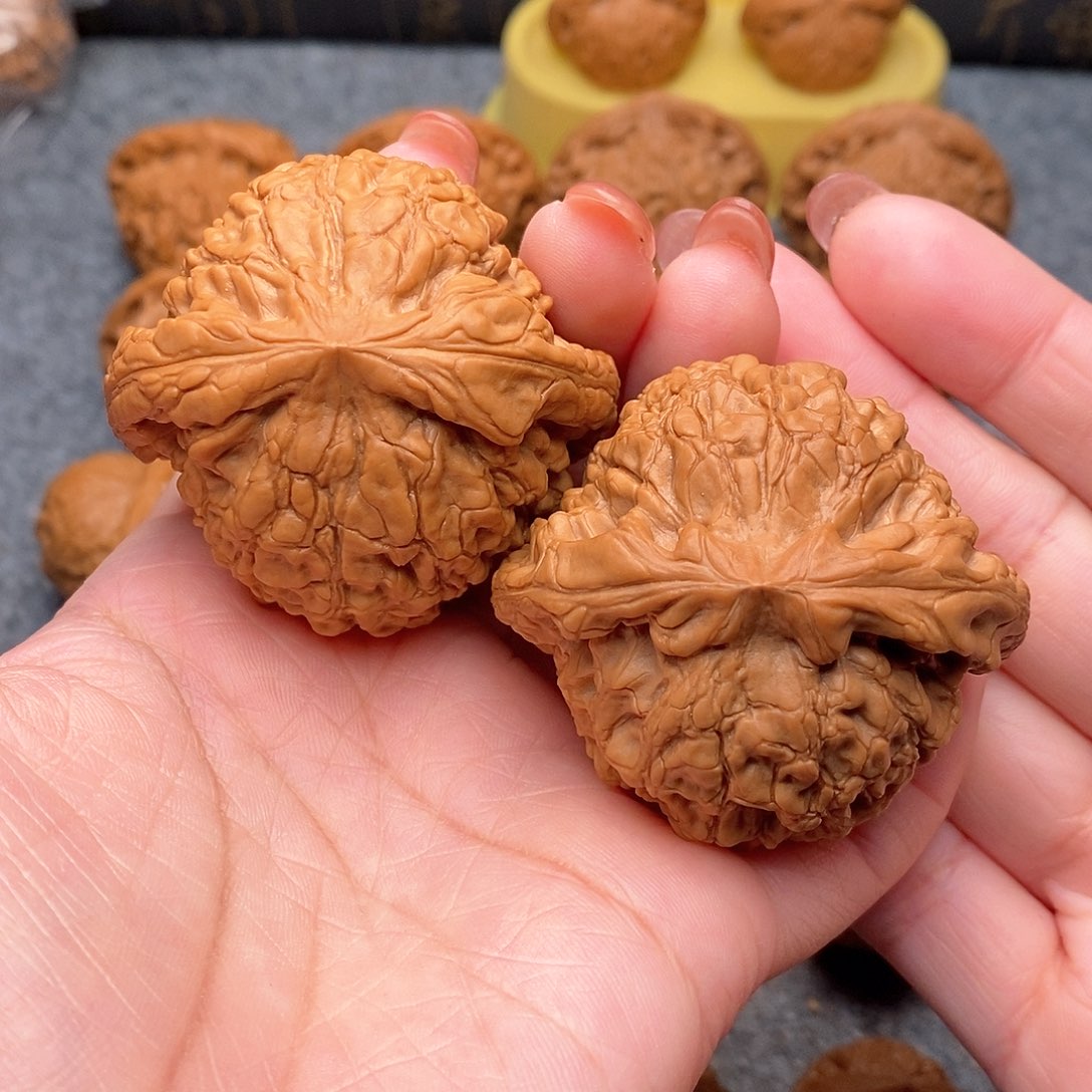 文玩核桃把件精品大龙鼎52全品66克