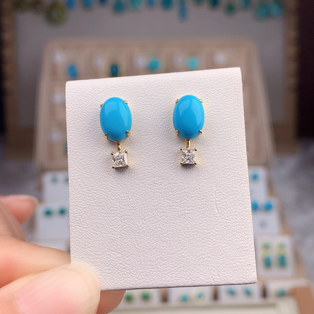 绿松石戒指18K金镶嵌