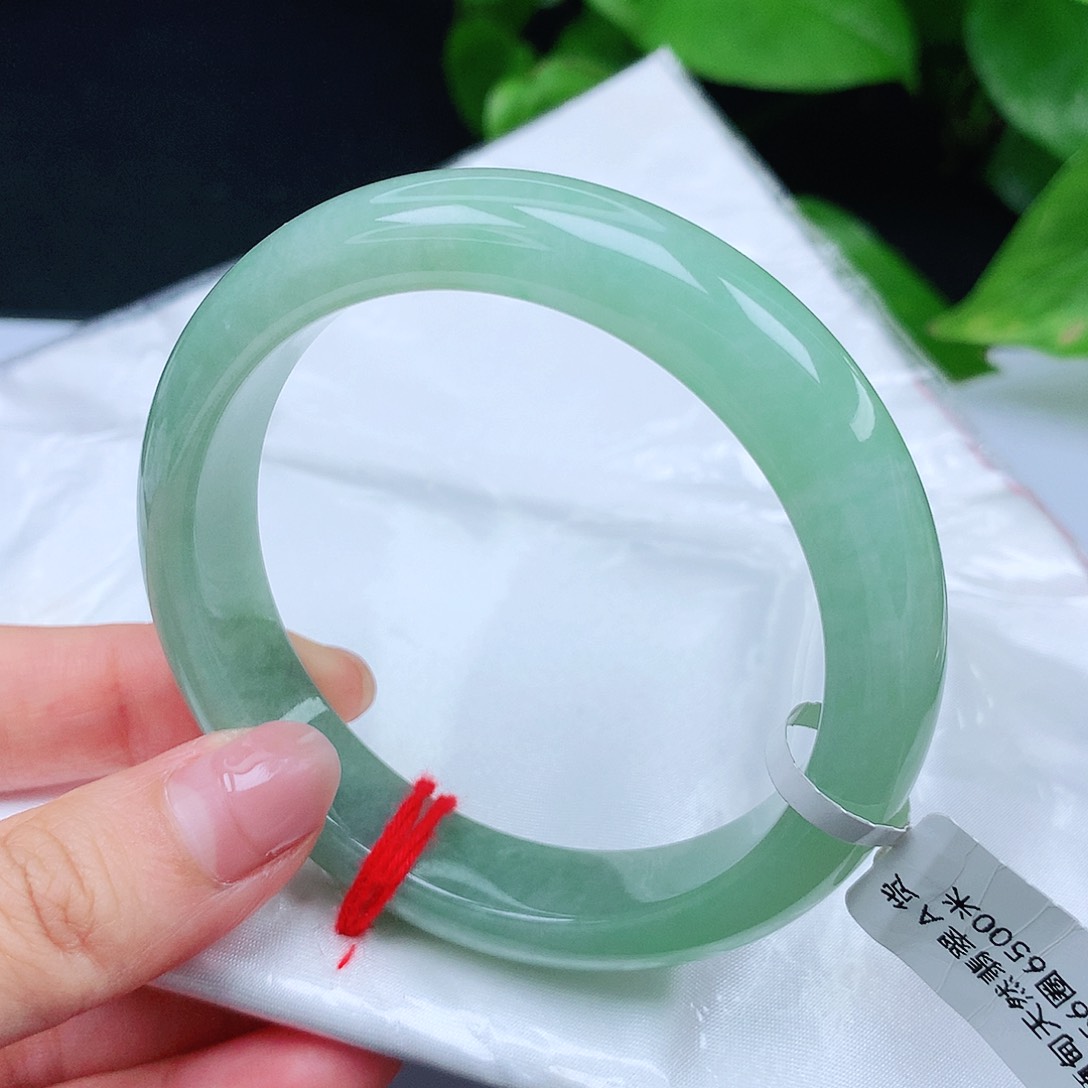 翡翠手镯未镶嵌55 56 55