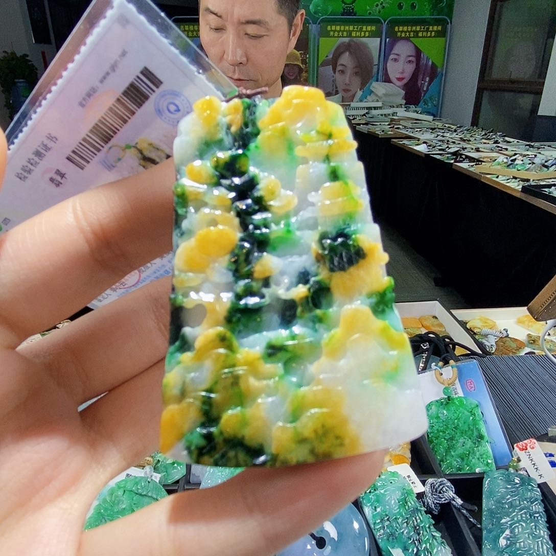 颈饰未镶嵌翡翠翡翠