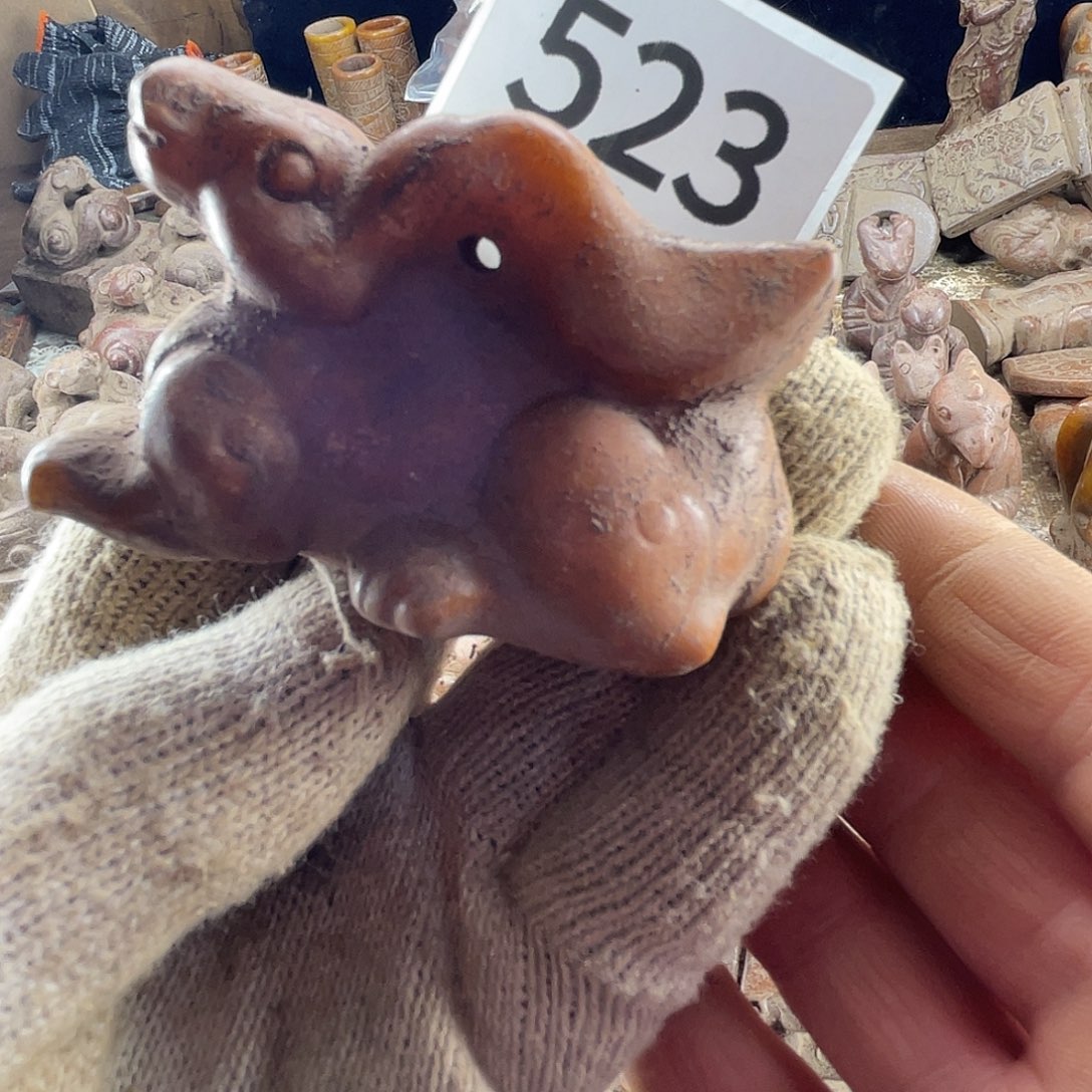 和田玉（糖玉）未镶嵌挂件