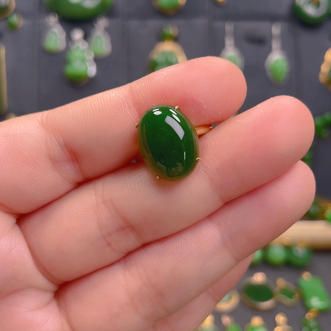 和田玉（碧玉）戒指18K金镶嵌1680