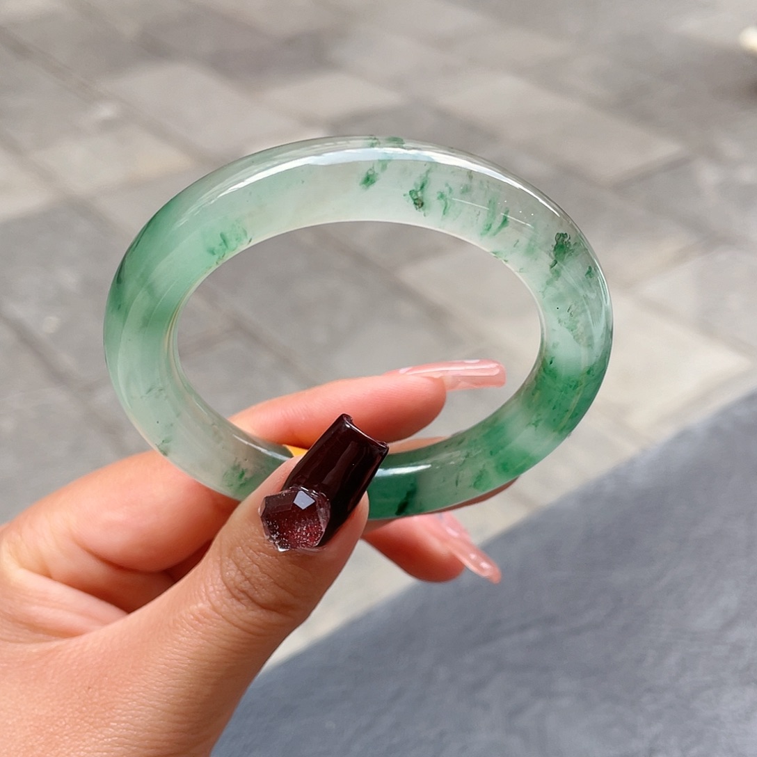 石英质玉手镯未镶嵌16