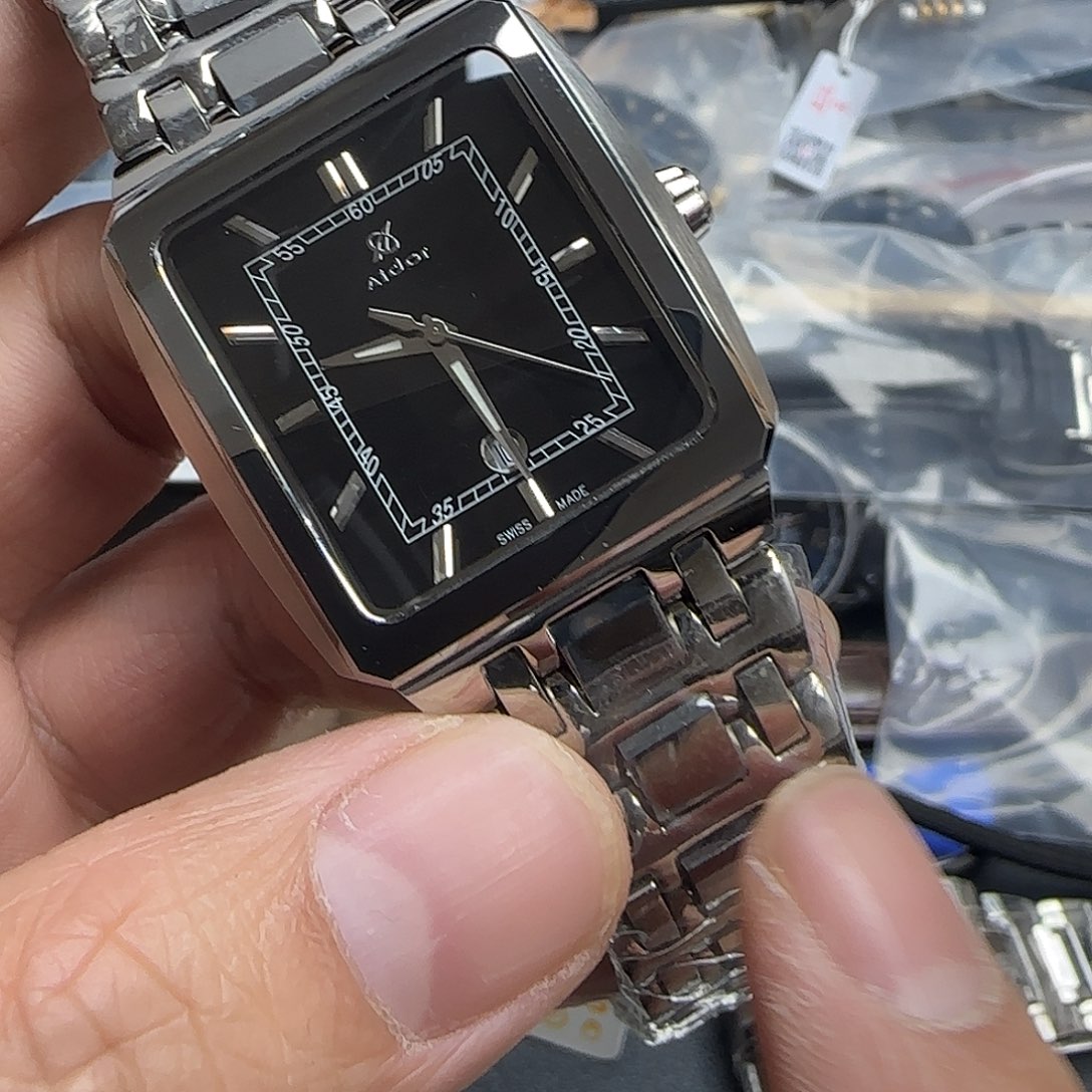 孤品闪购手表一个