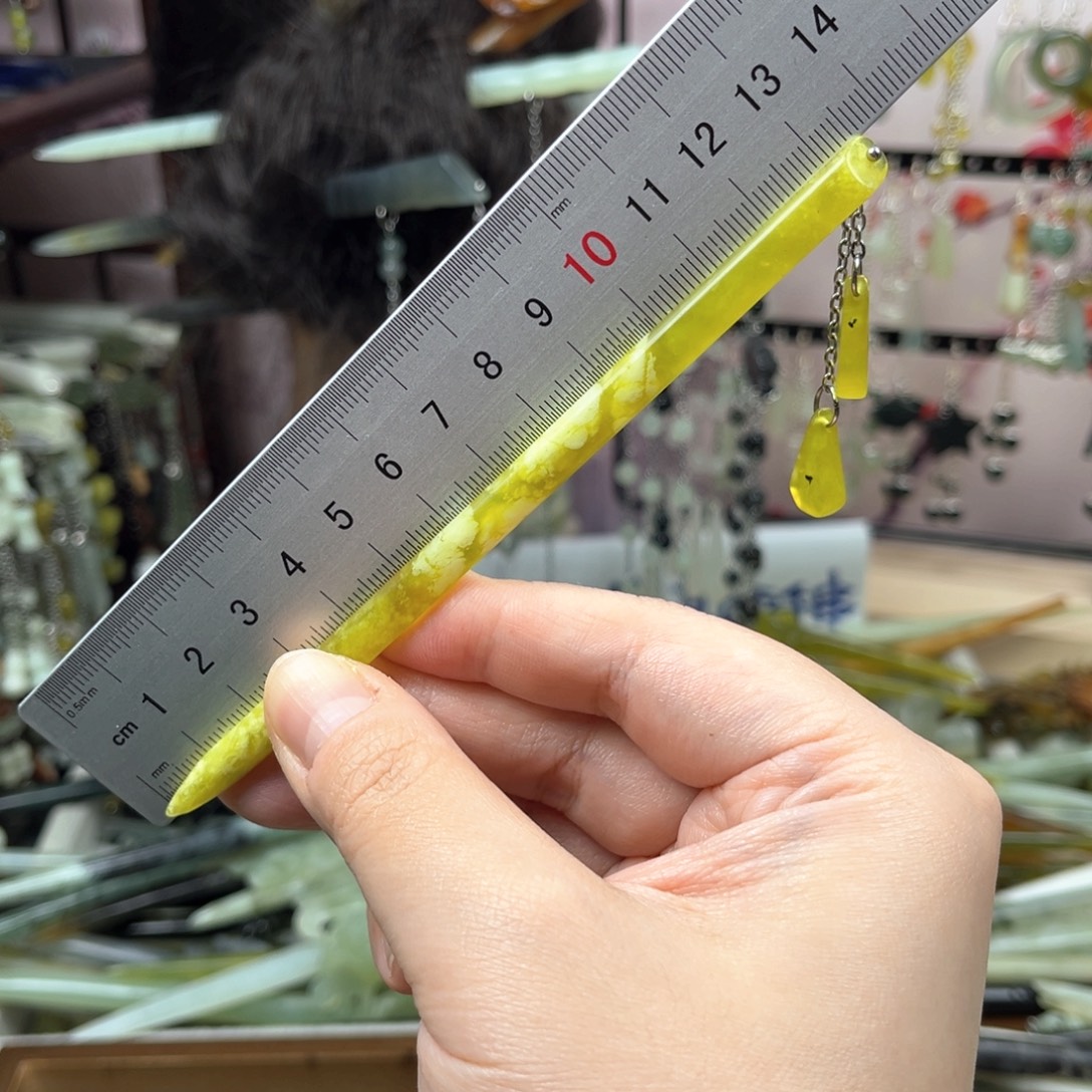 未镶嵌岫玉发饰长度13.5厘米左右