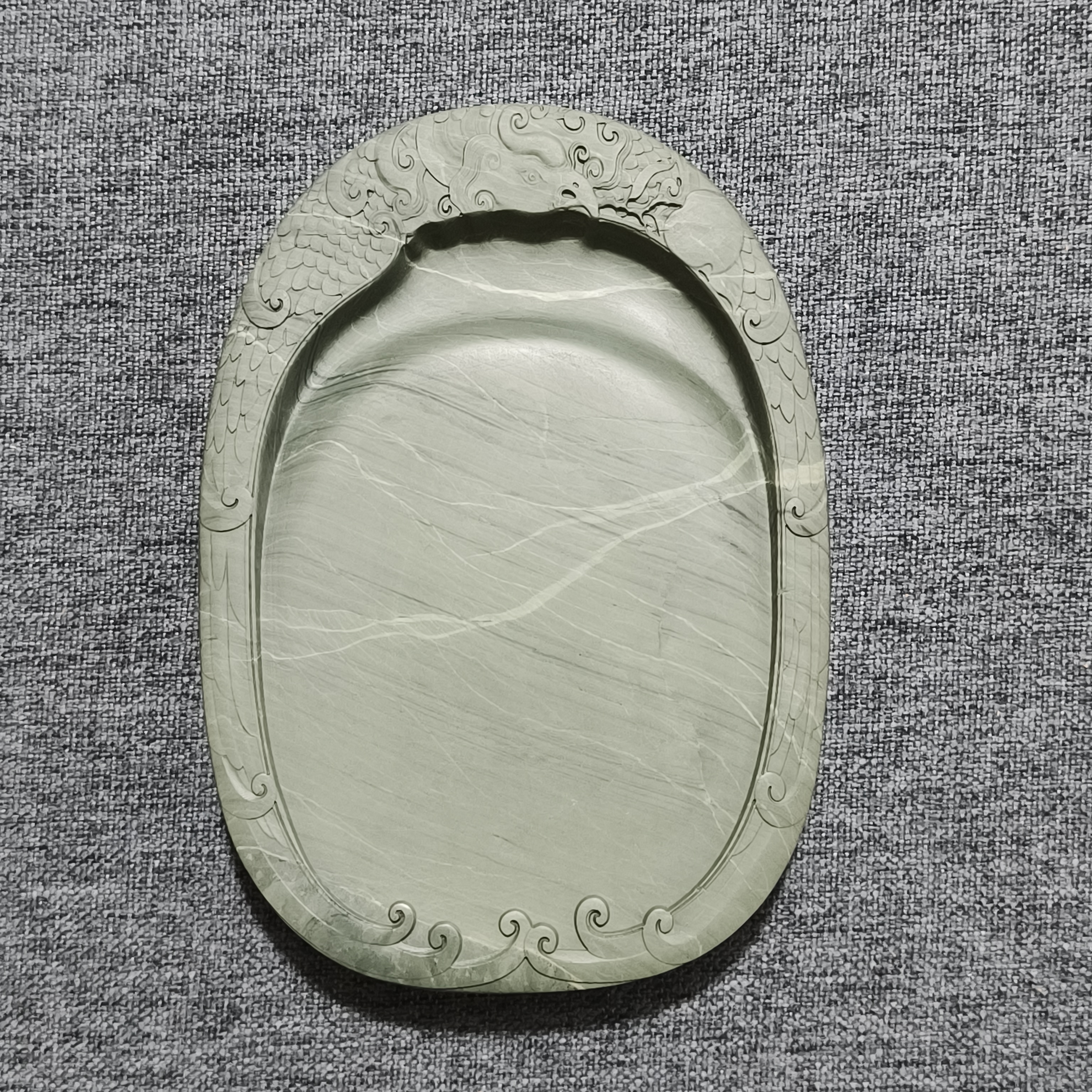 老坑洮砚，喇嘛崖老坑鸭头绿凤凰砚，尺寸14.6*10.3*2.1厘米