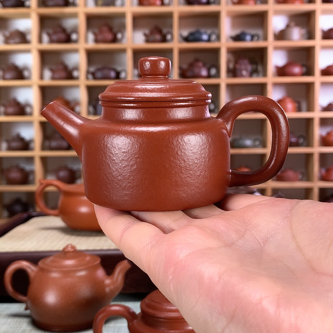 紫砂德钟原矿紫砂手工制作1