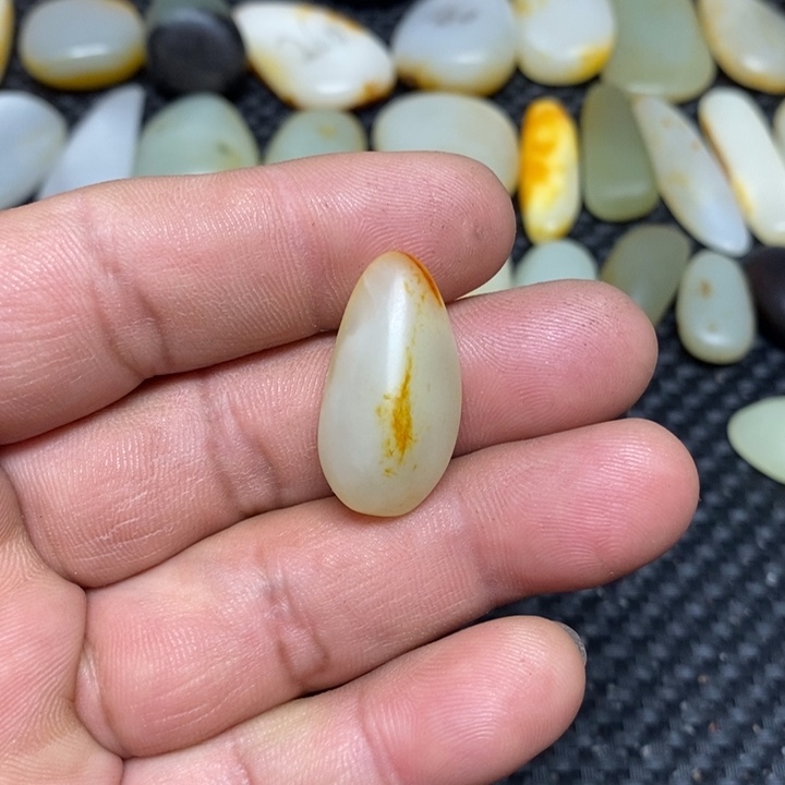 和田玉（白玉）珠宝奇石未镶嵌