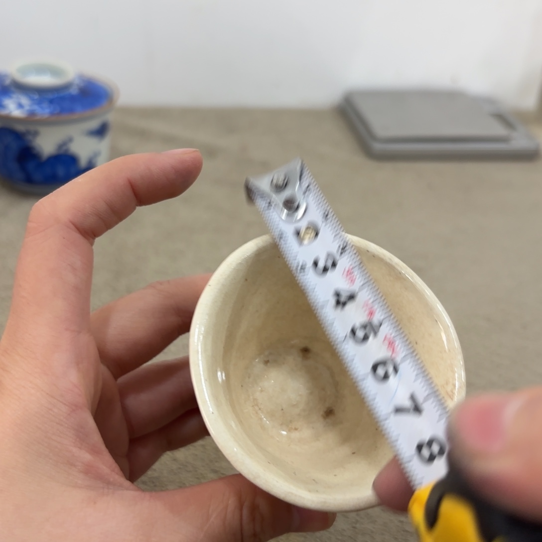 瓷片非常好看漂亮的物品 