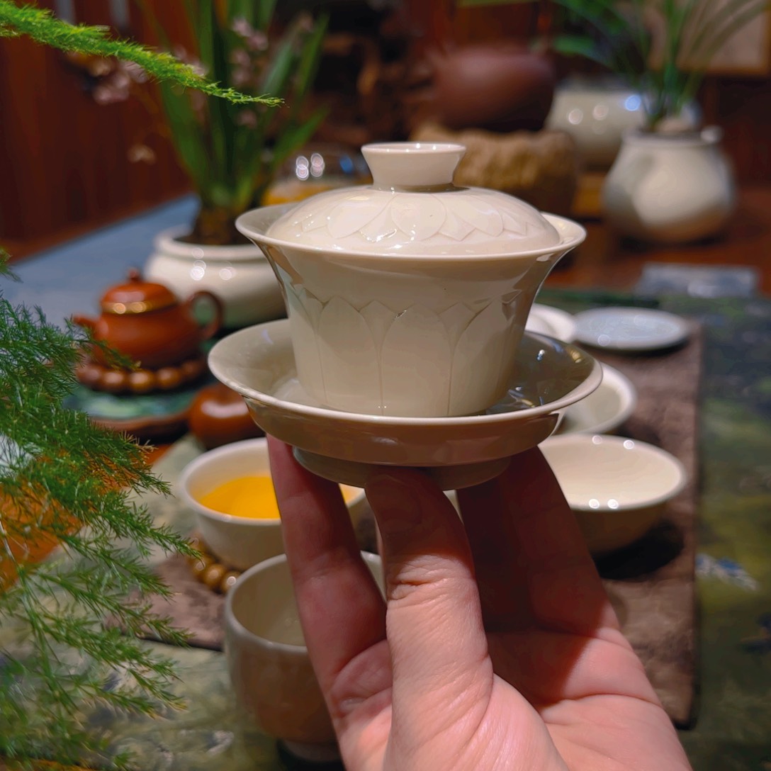 微澜定瓷 三才马蹄盖碗莲瓣全手100cc