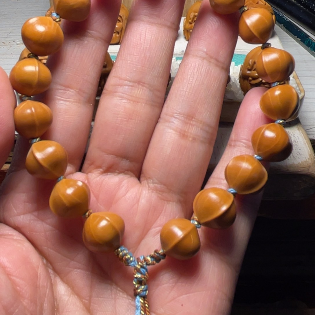 橄榄核手串/手链1.2*1.2铁核正圆小沙鱼背