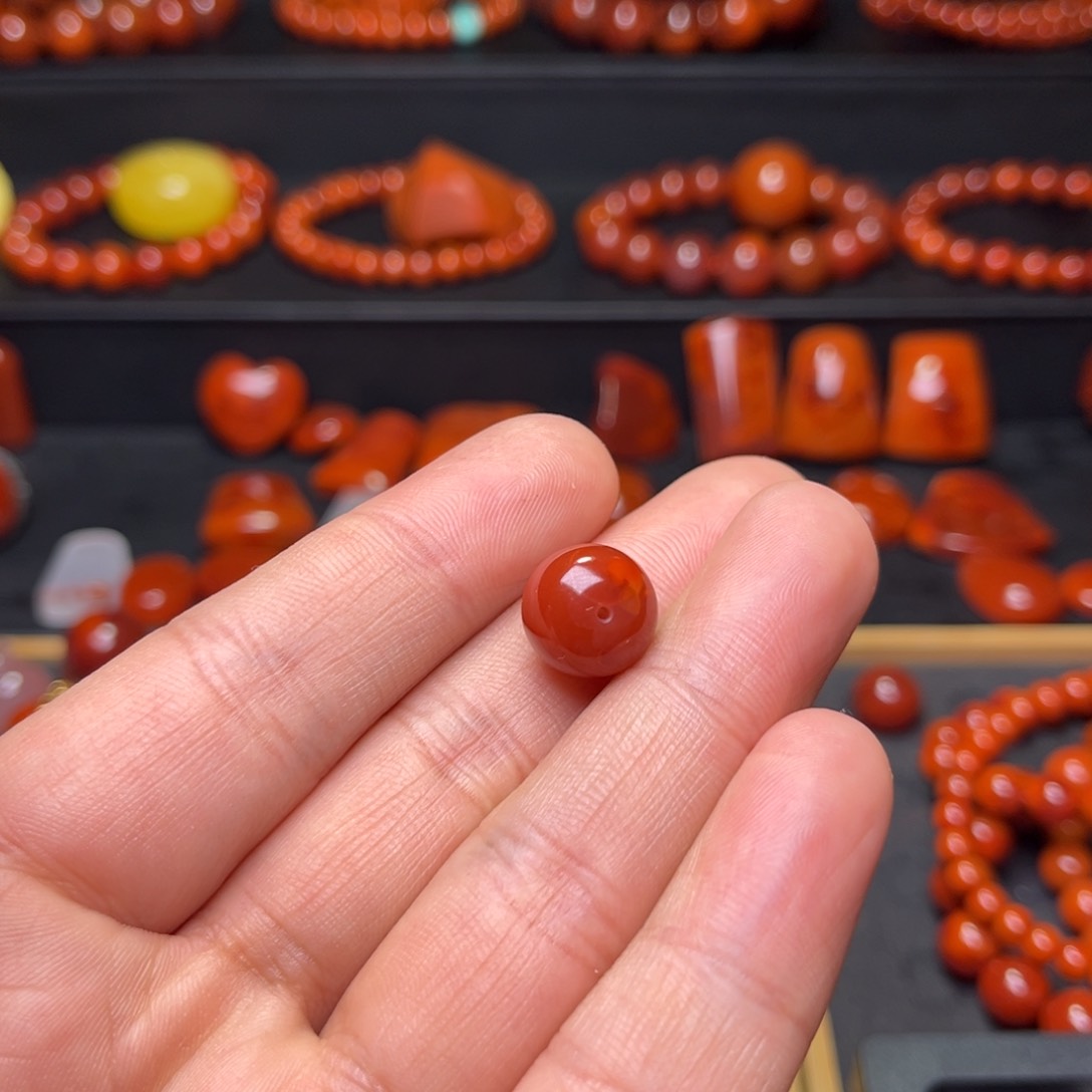 南红玛瑙珠宝奇石未镶嵌糕*.原矿老型11.8*10.6mm