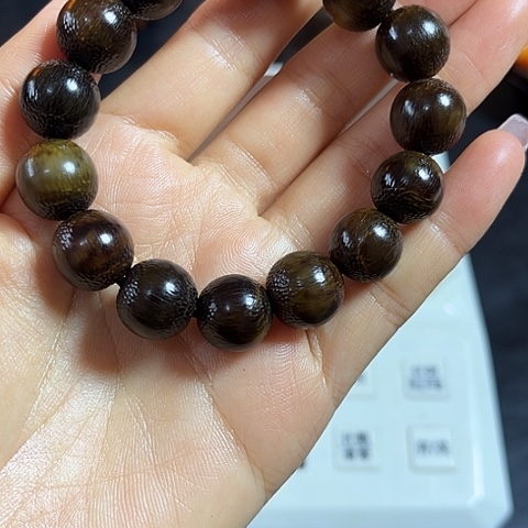 大叶紫檀（黑酸枝木类）同****驻