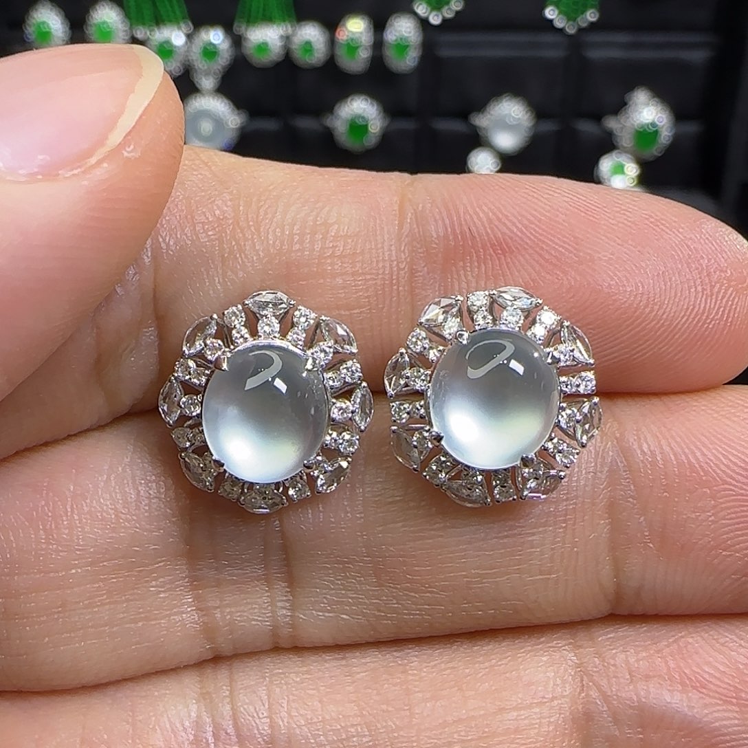 18K金镶嵌翡翠耳饰天然翡翠