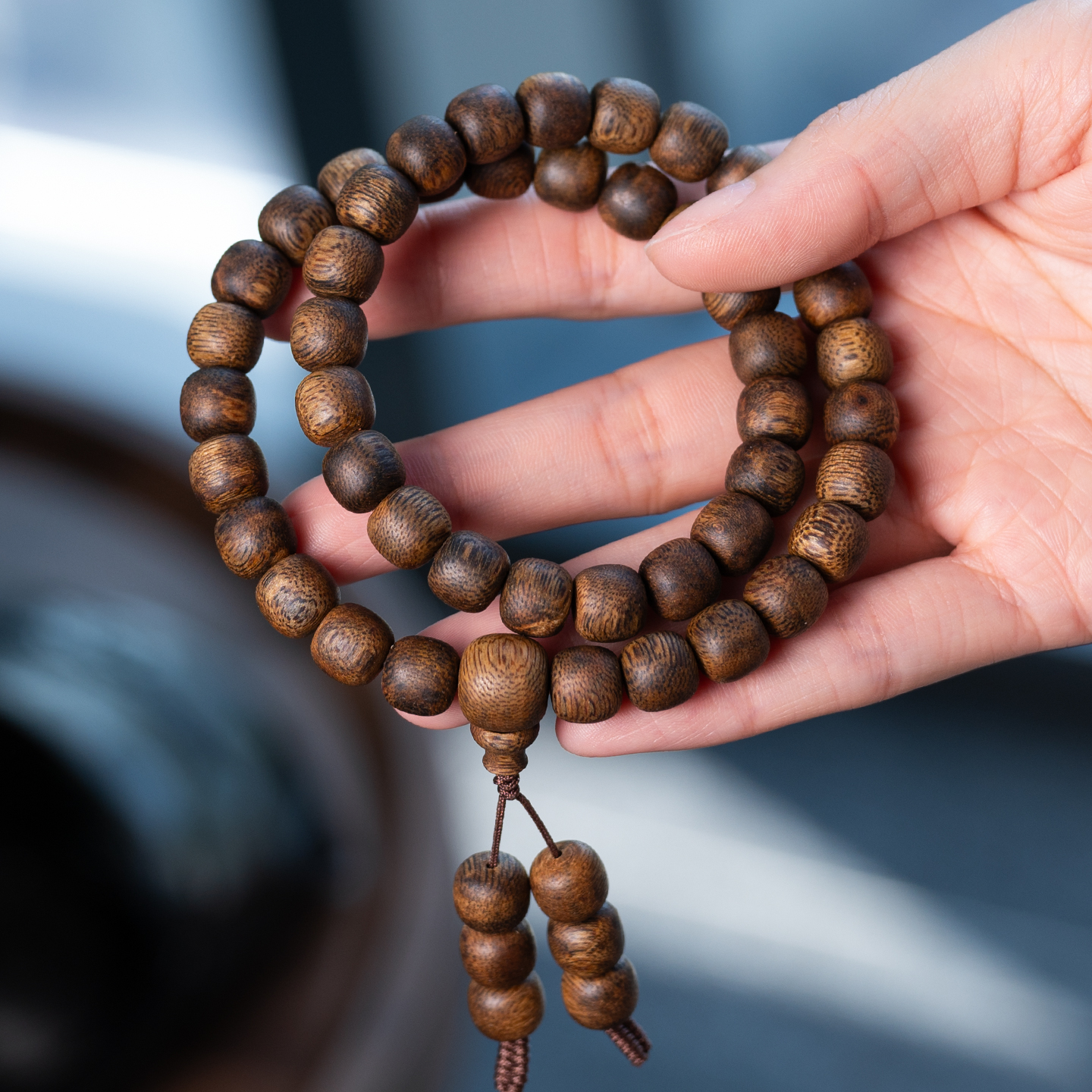 沉香乌身福利 老型珠 9mm/46颗双圈手串16克 莺歌绿奇楠沉香