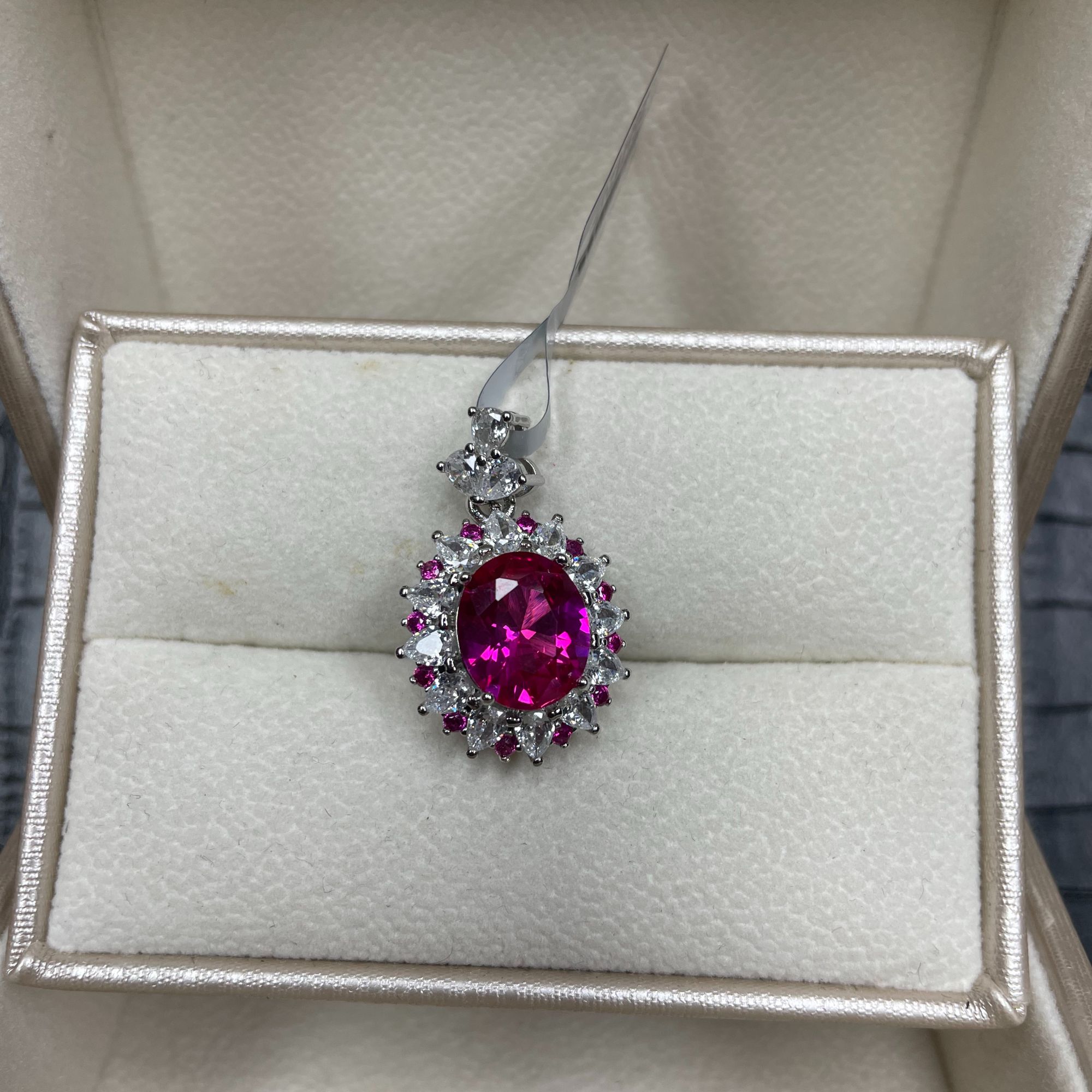 《吉阳璀璨》吊坠 收藏级轻奢时尚吊坠H126