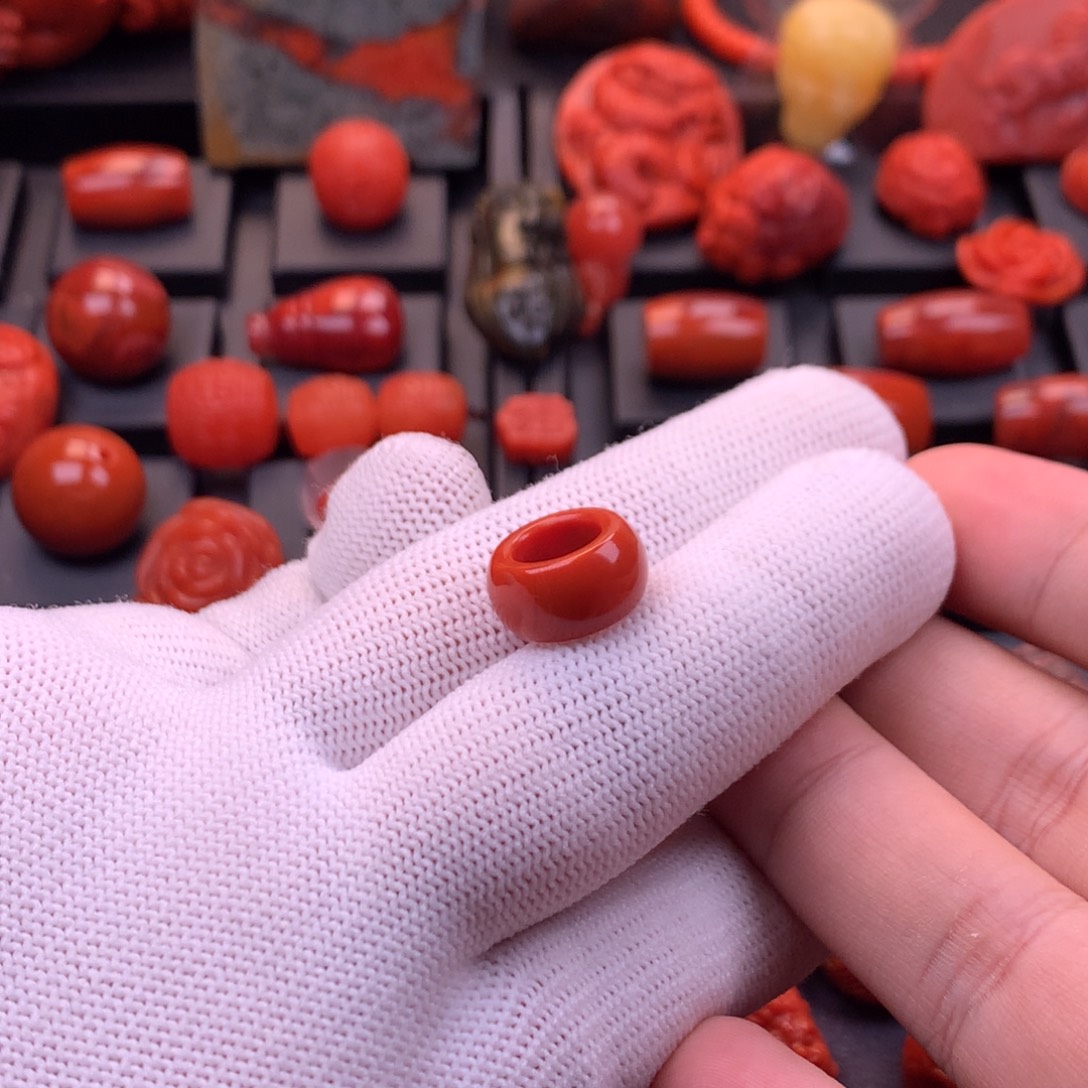 南红玛瑙未镶嵌川料原矿柿子红火焰精工跑环内径8.1mm