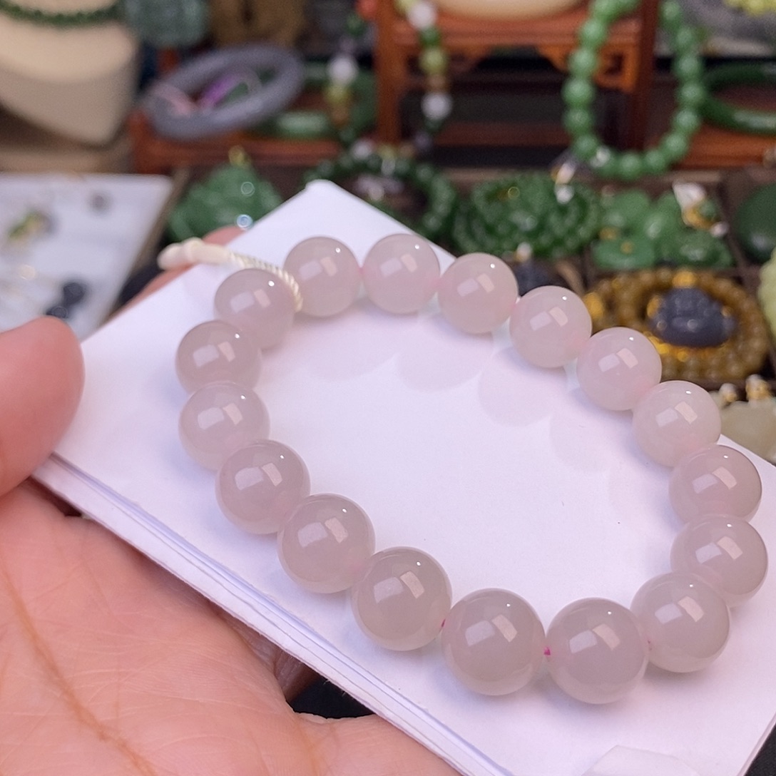 和田玉熟藕粉手链清货价约12MM未镶嵌