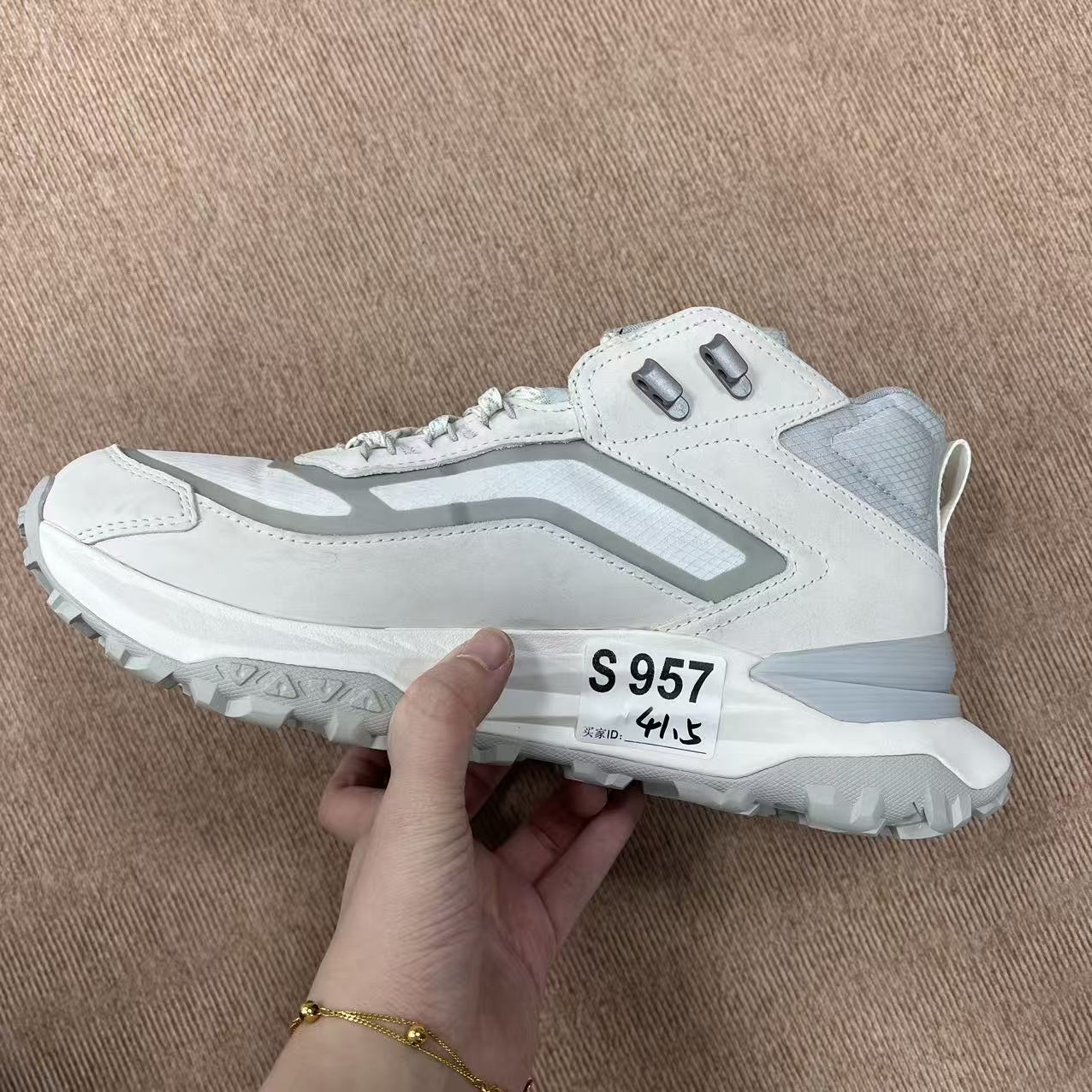 3-新款户外运动百搭休闲鞋 S957