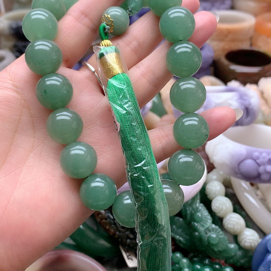 石英质玉未镶嵌毛衣链