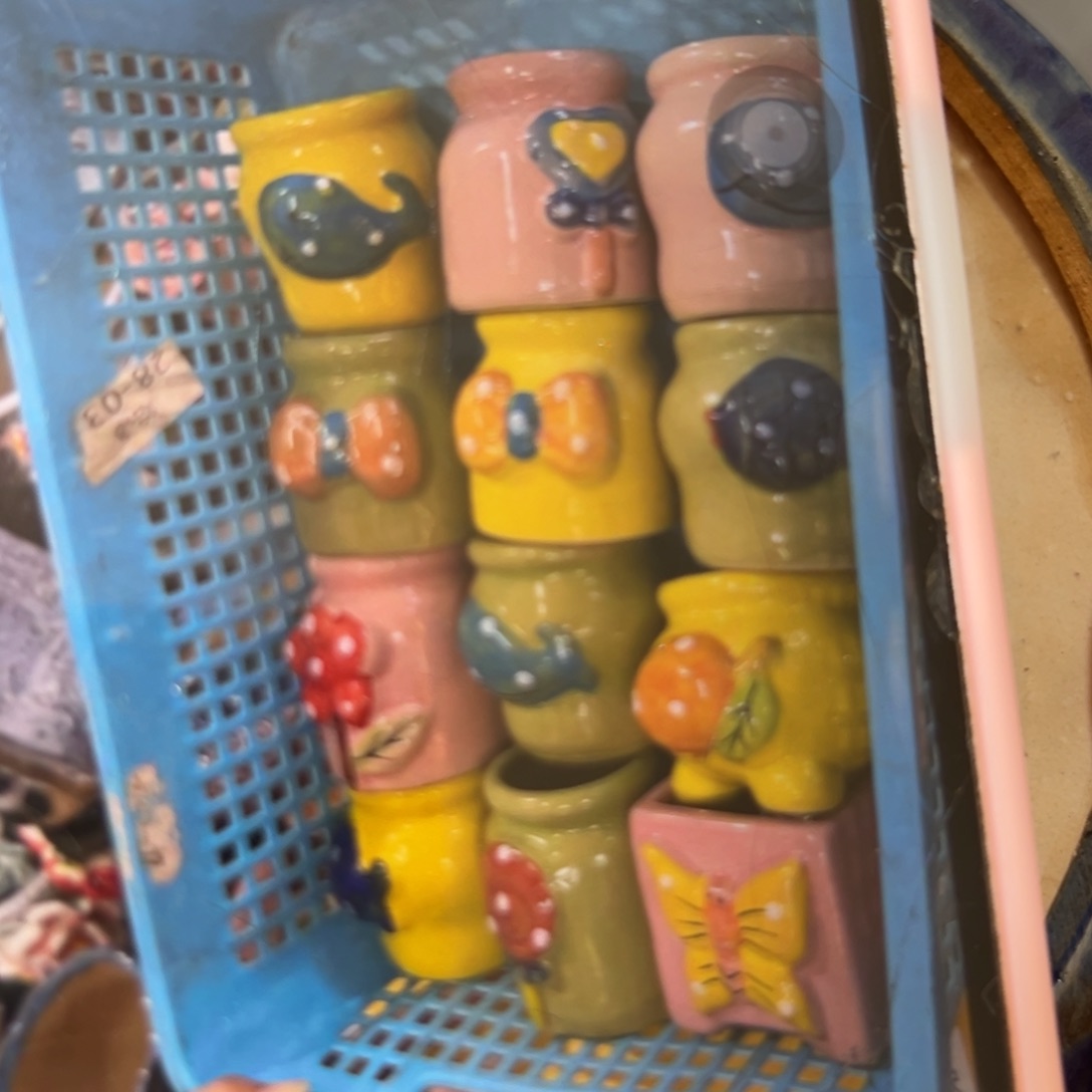 1122 花盆，拍满20发货，退款拉黑