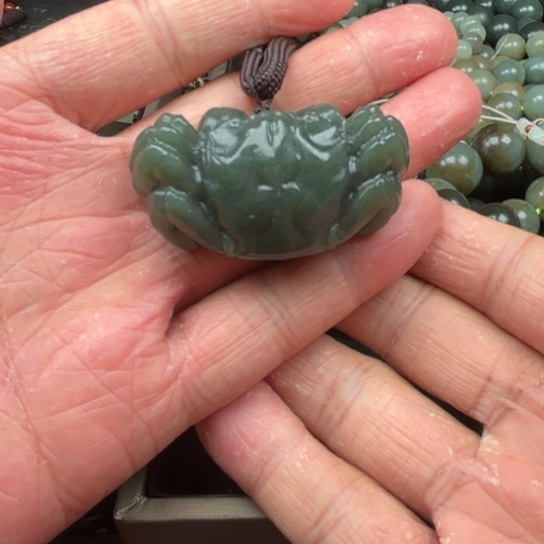 和田玉吊坠未镶嵌