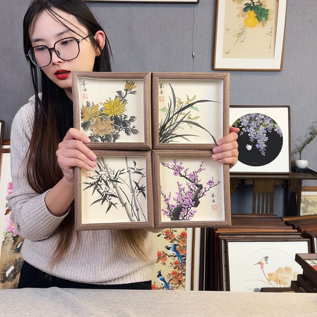 国画手绘带框尺寸：15*15