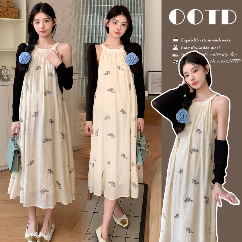 R16#2.8 2024秋季新款时尚甜美铃兰花刺绣吊带裙+防晒开衫套装