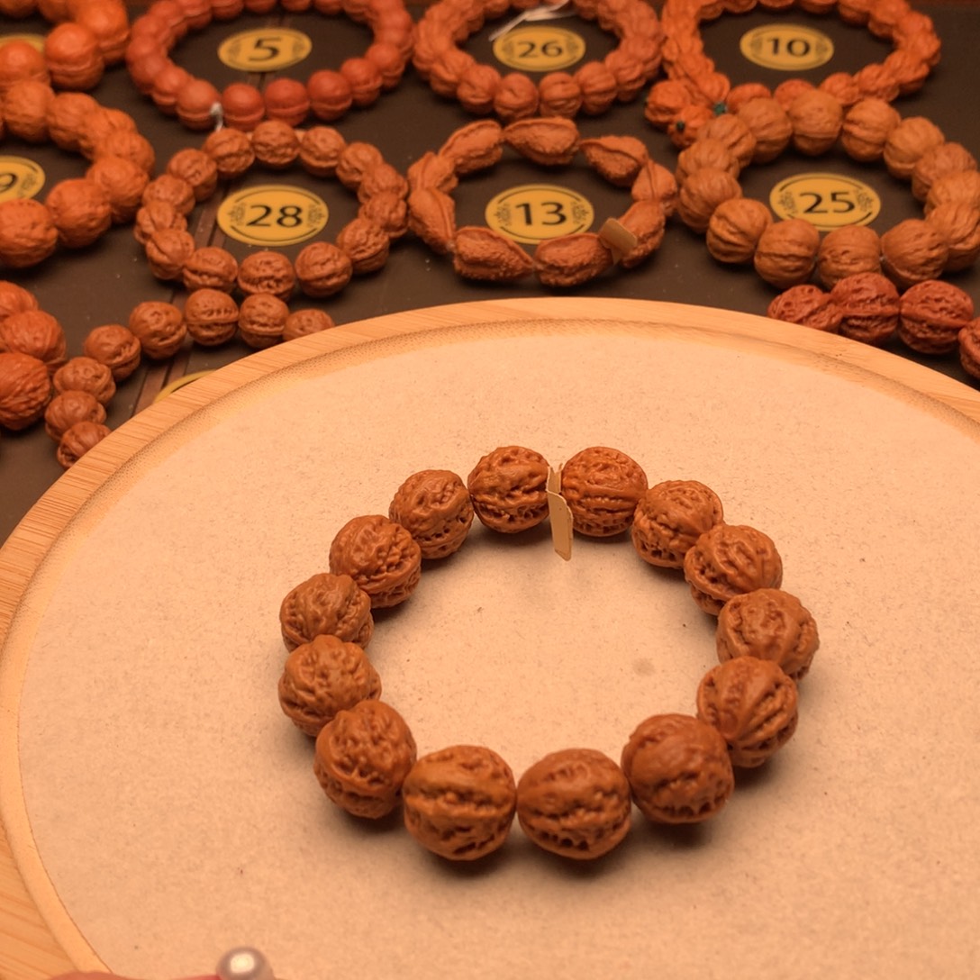 手串文玩核桃霸王龙粗筋