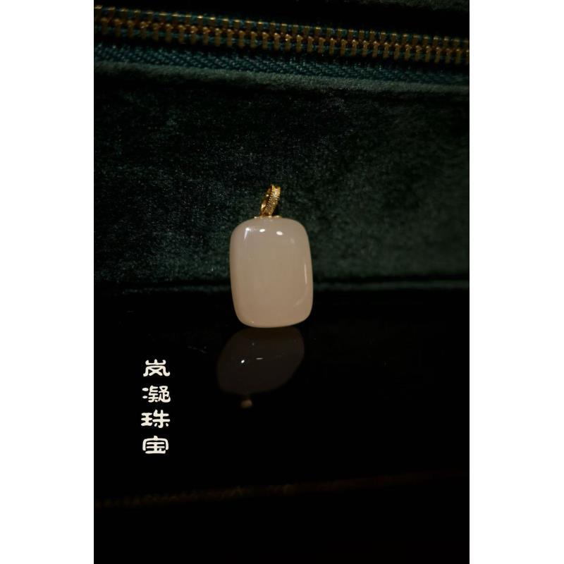 【岚凝珠宝】和田玉藕粉面包无事牌吊坠约高20mm宽14.8mm厚7.7mm