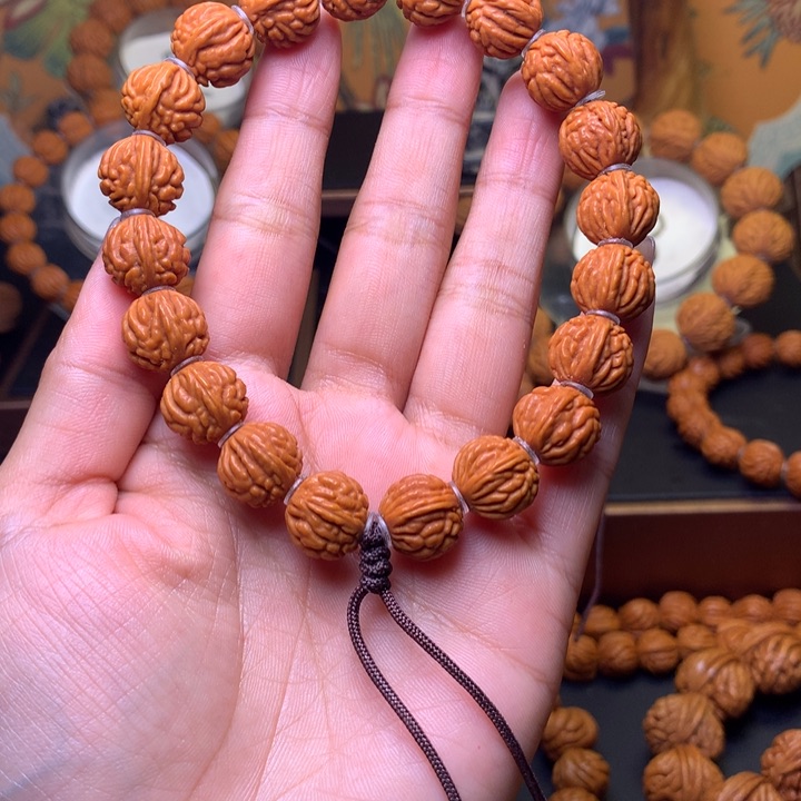 桃核吊坠?桃核手持