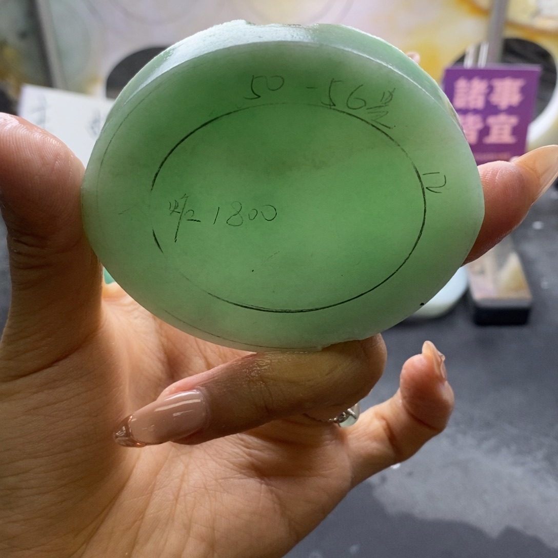 定制翡翠未镶嵌翡翠手镯