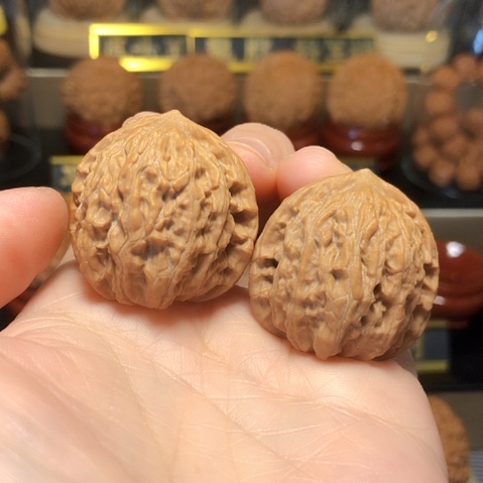 精品文玩：野生手捻32尺