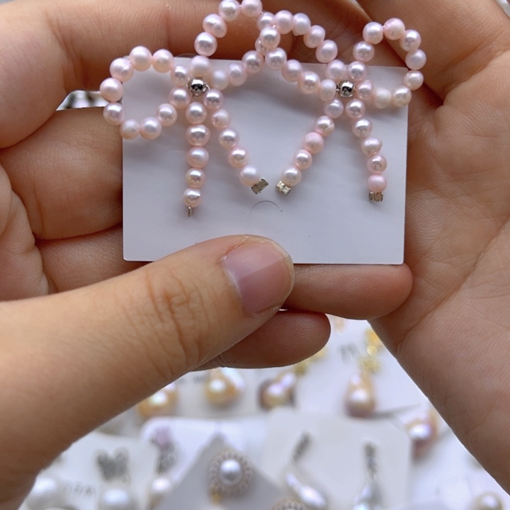 颈饰未镶嵌淡水珍珠