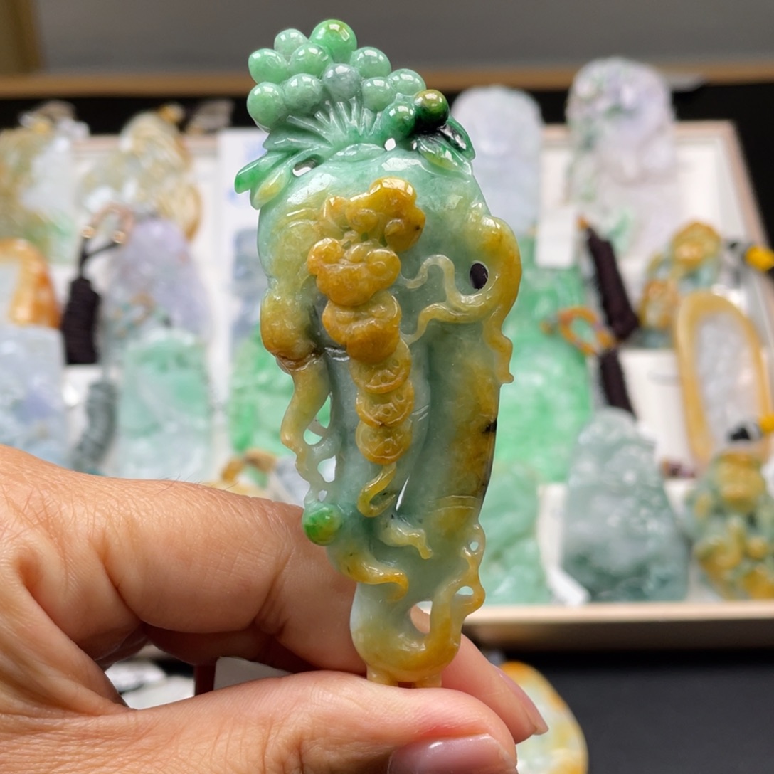 翡翠吊坠(不含链)未镶嵌