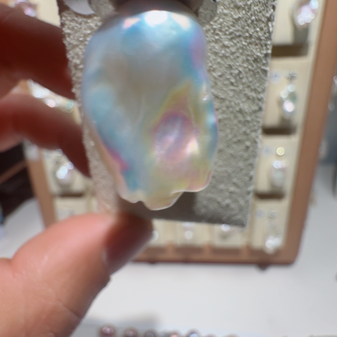 飞***丽淡水珍珠合金颈饰