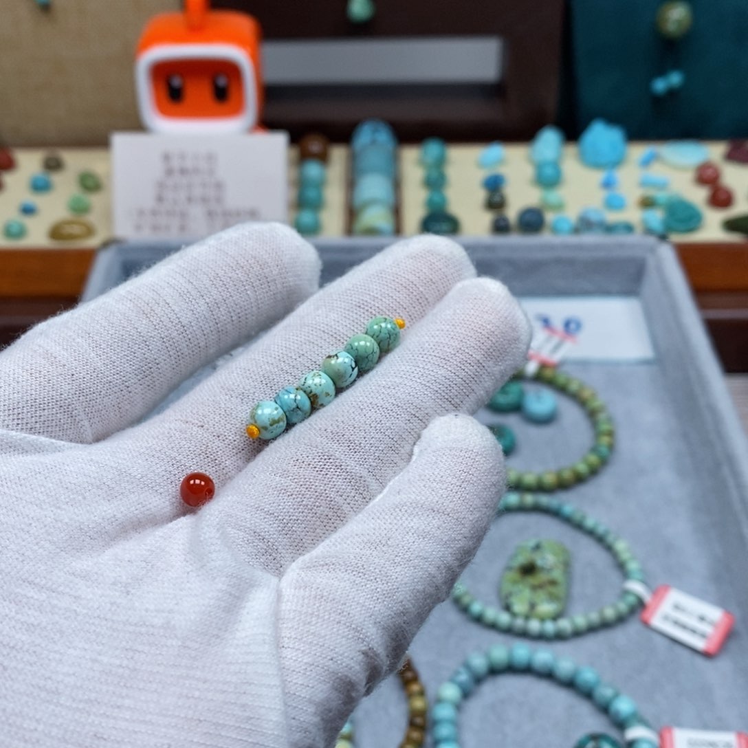 未镶嵌配饰南红玛瑙