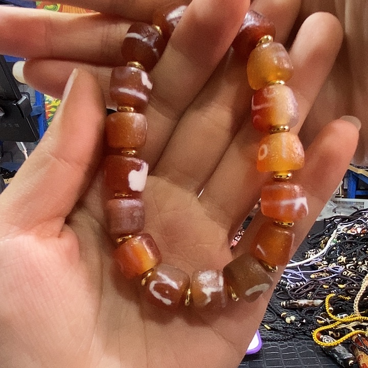 玛瑙/玉髓手串合金211