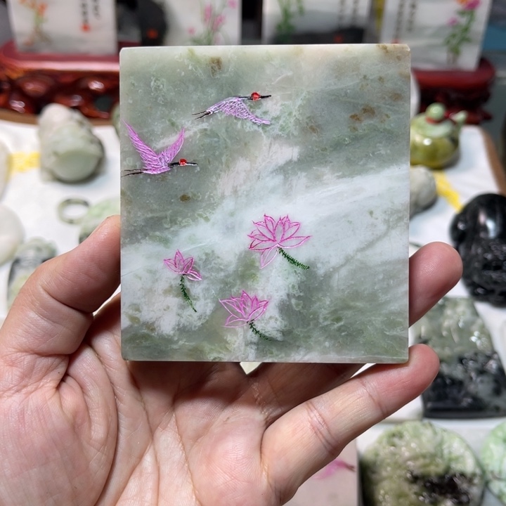 独山玉未镶嵌颈饰雅摆