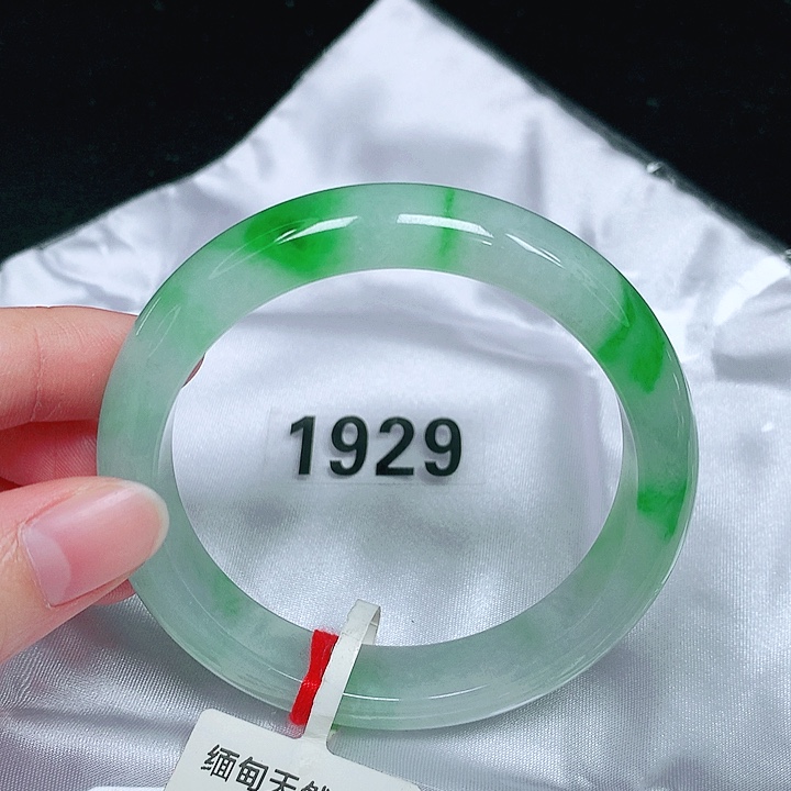 翡翠未镶嵌手镯翡翠手镯未镶嵌