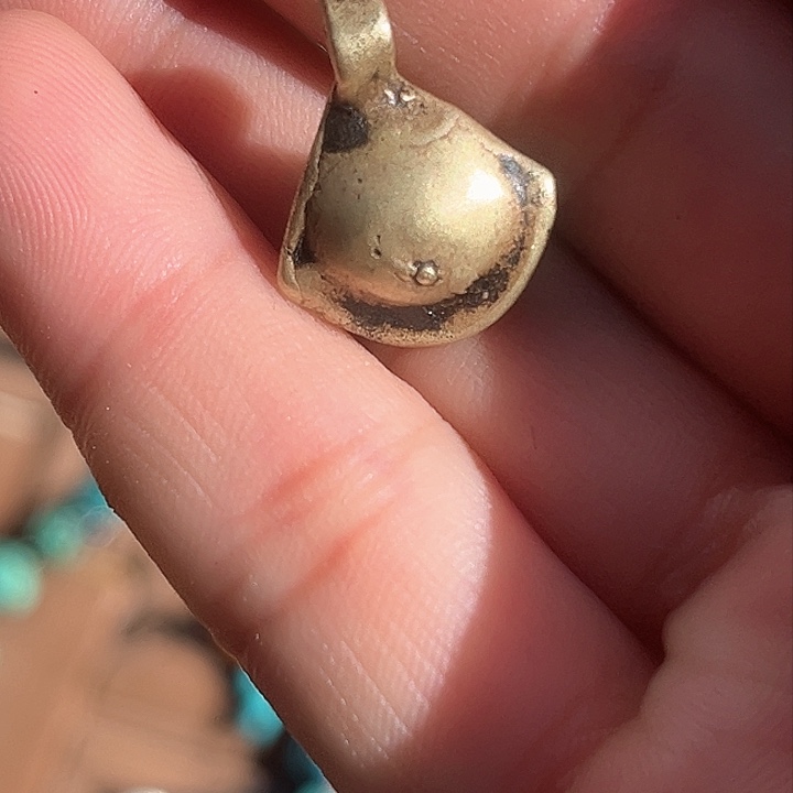 吴*弟藏地朵朵铜制工艺品