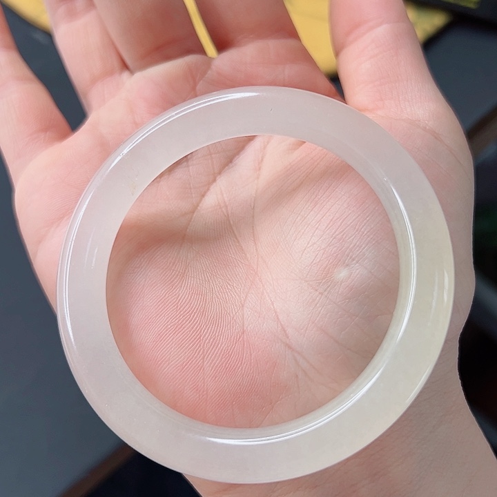 石英质玉手镯未镶嵌22-56-57