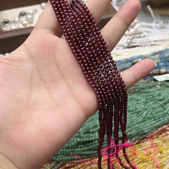 玛瑙/玉髓未镶嵌珠宝半成品一条3mm左右石榴石