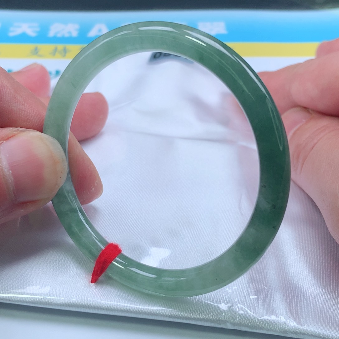 翡翠手镯未镶嵌0537号