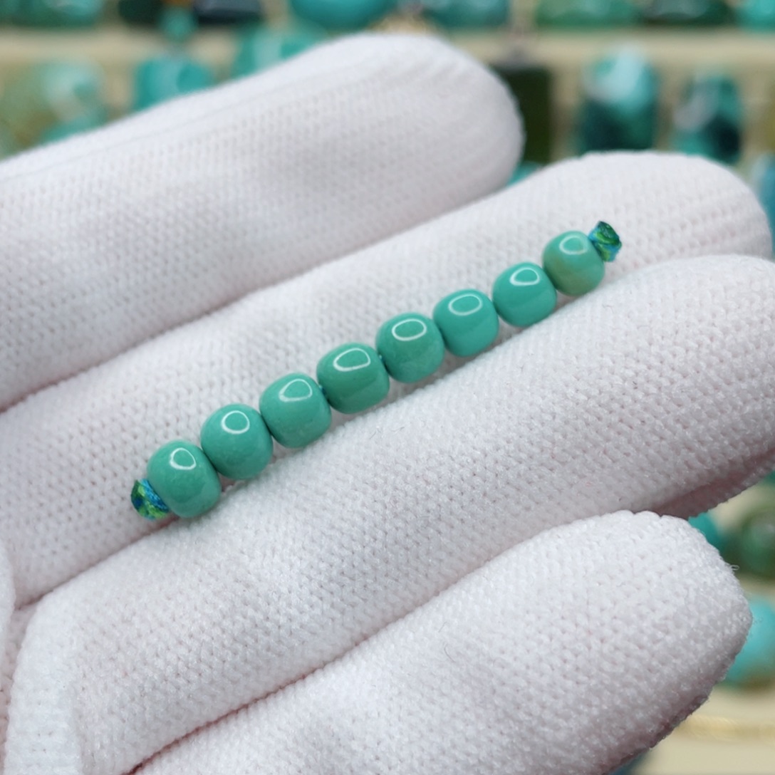 未镶嵌绿松石珠宝奇石